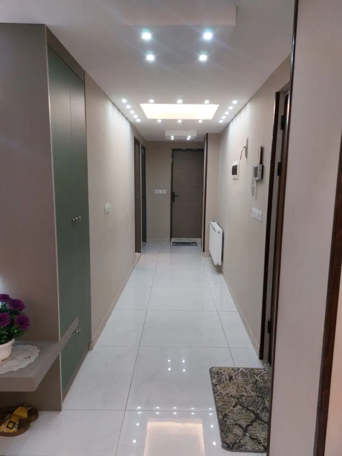 آپارتمان ۱۳۷ متری سه خواب کوچه صفویه|فروش آپارتمان|کاشان, گبرها|دیوار