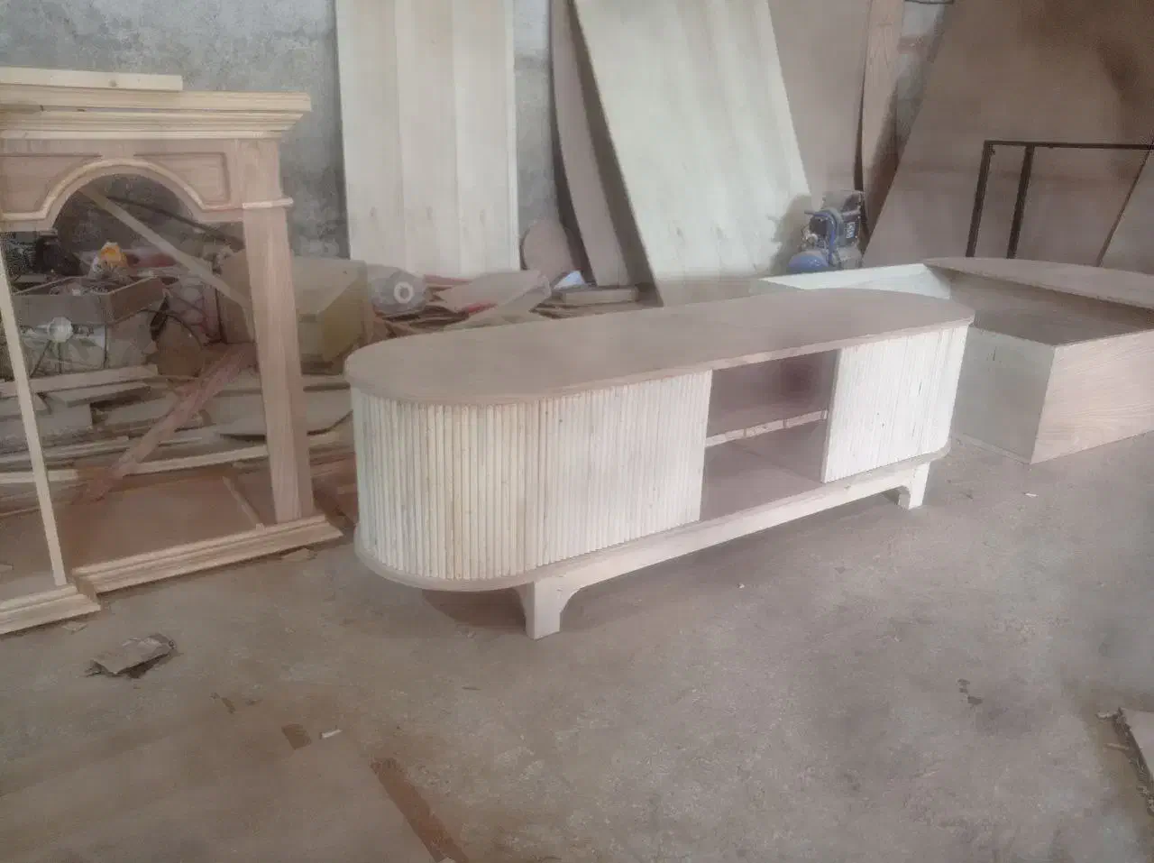 میز تلوزیون کنسول|بوفه، ویترین، کنسول|مشهد, گرجی علیا|دیوار