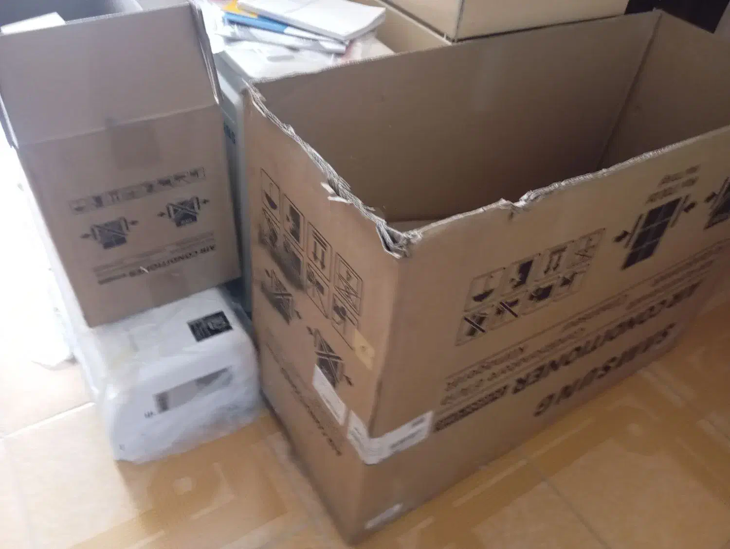 کولر اسپلیت سامسونگ 12000|کولر گازی و فنکوئل|کرمان, |دیوار