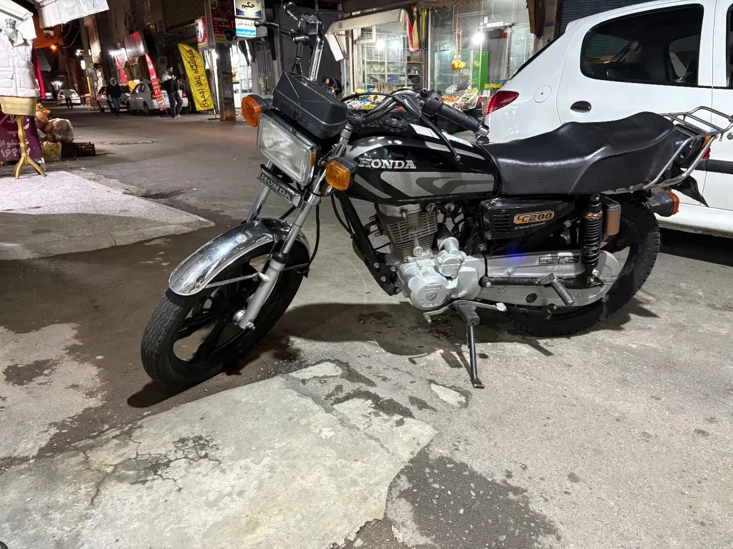 هوندا ۲۰۰ مشکی کاربرات|موتورسیکلت|رشت, استقامت ۲|دیوار