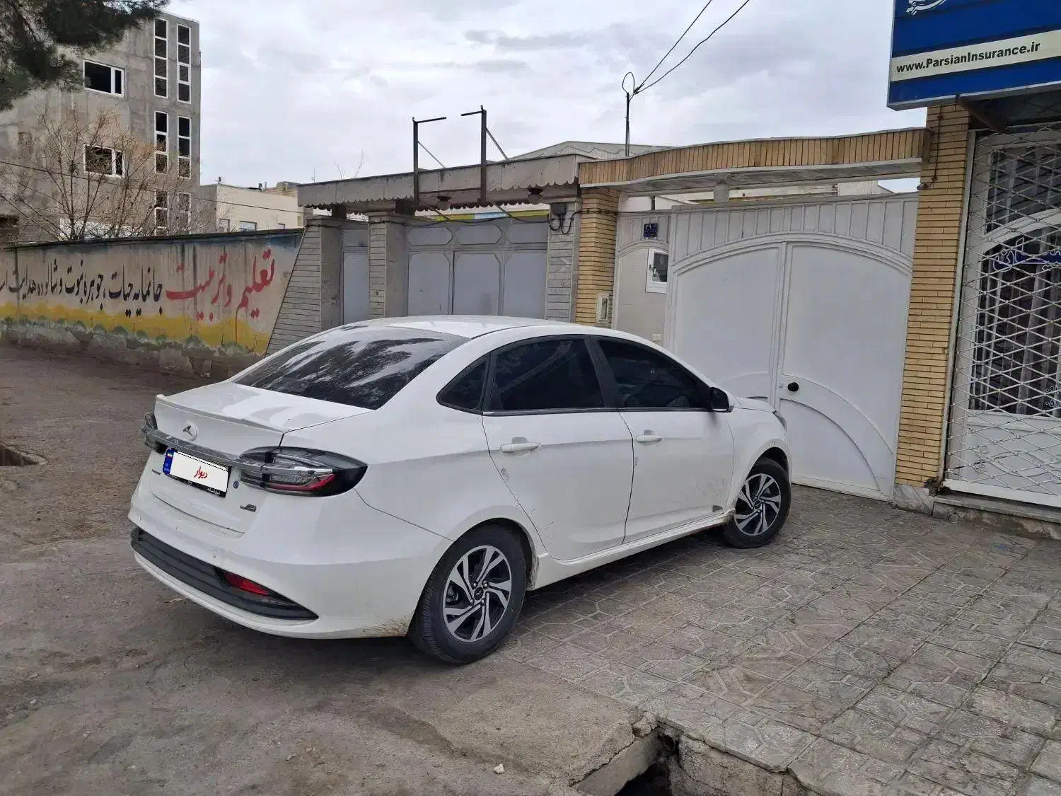 فروش ایگل ۱۴۰۴|خودرو سواری و وانت|گناباد, |دیوار