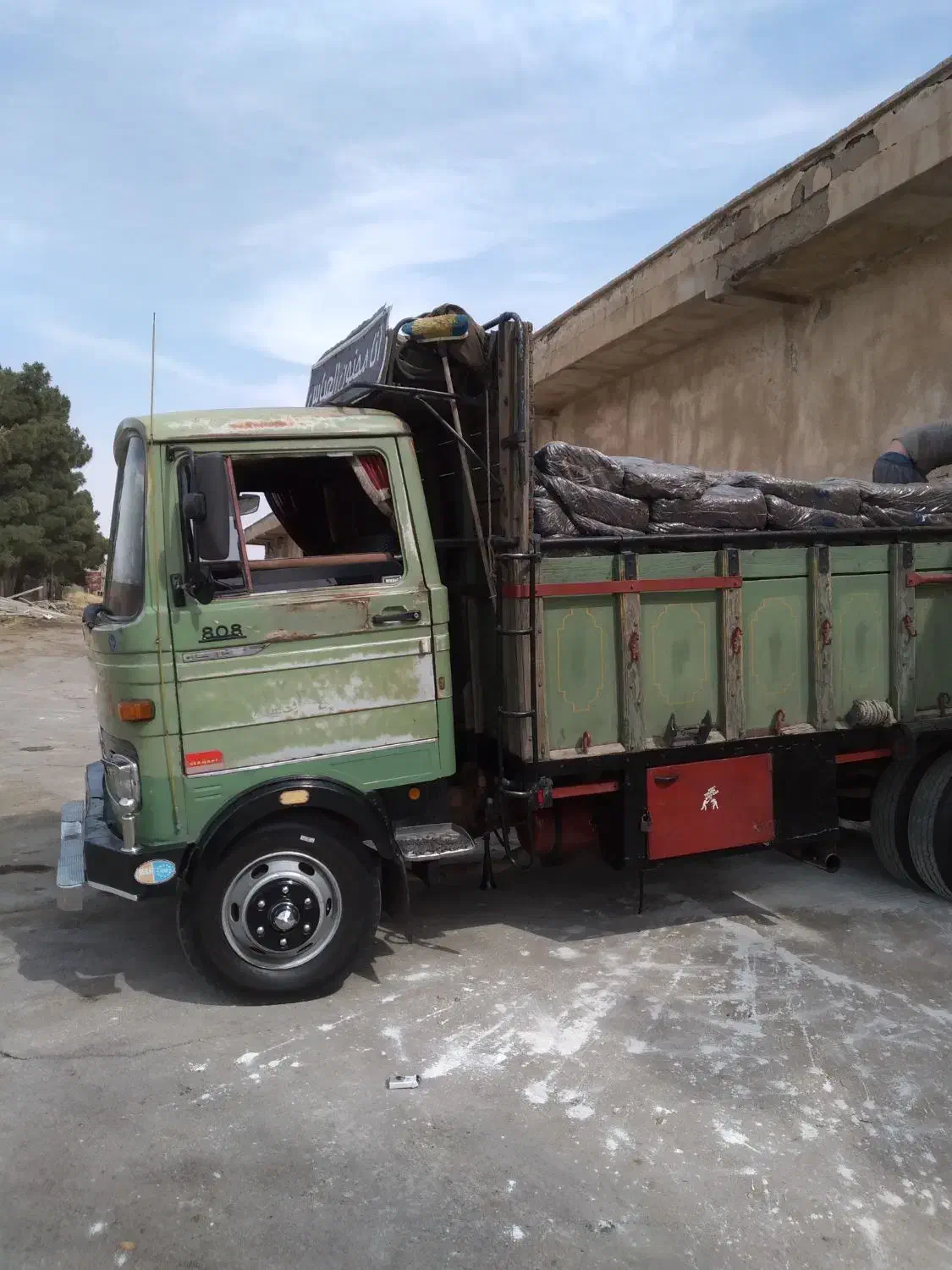 خاور ۸۰۸ مدل ۶۴|خودرو سنگین|آبیک, |دیوار