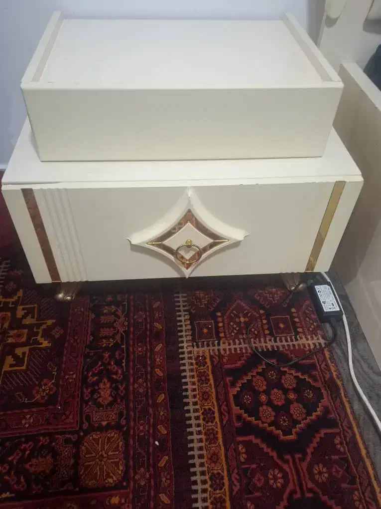 تخت دو نفره در حد نو|تخت و سرویس خواب|خمینی‌شهر, |دیوار