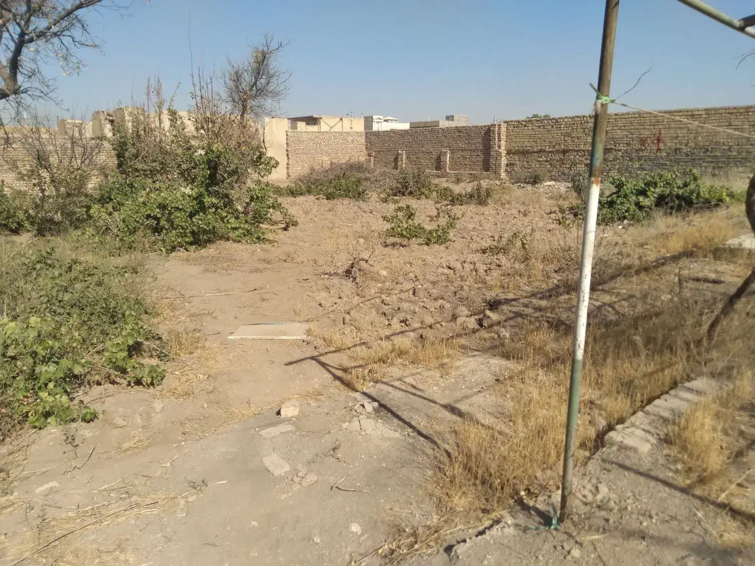 ۳۳۶دوردیوار با انشعابات حومه شهرک خاکعلب|فروش خانه و ویلا|بشاریات, |دیوار