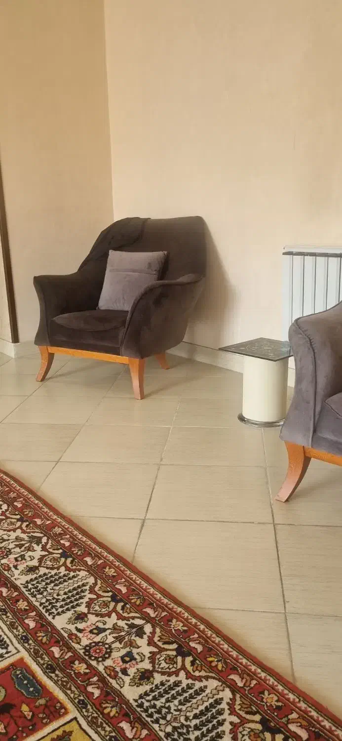 نیمست مبلمان|مبلمان خانگی و میز عسلی|اراک, |دیوار