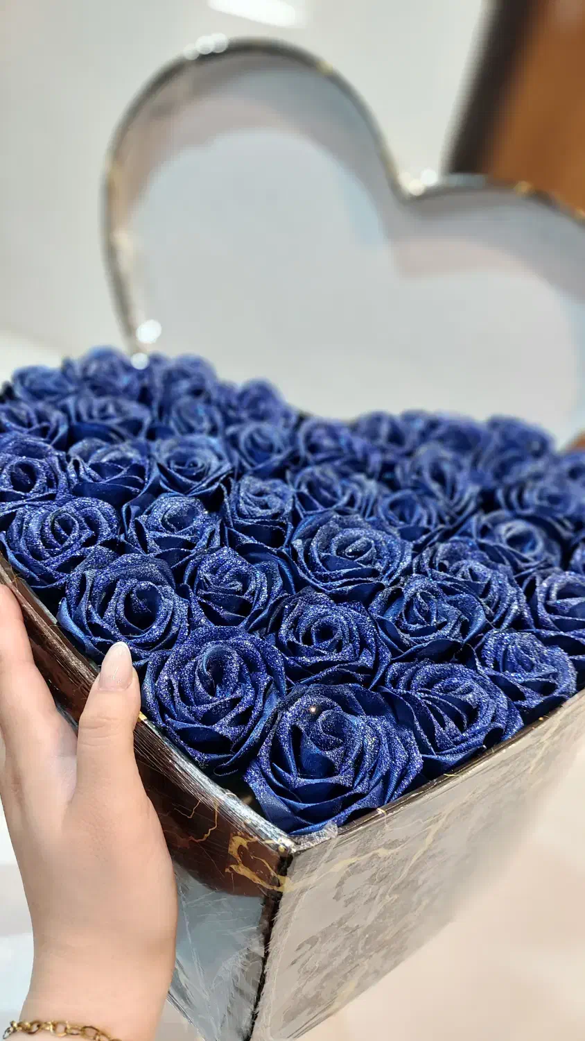 باکس کادویی|گل مصنوعی|اسلامشهر, باغ فیض|دیوار