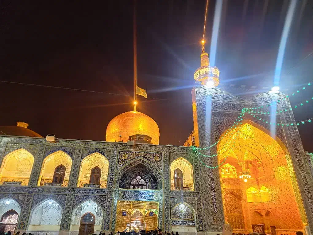 مشهد مقدس|تور و چارتر|شفت, |دیوار