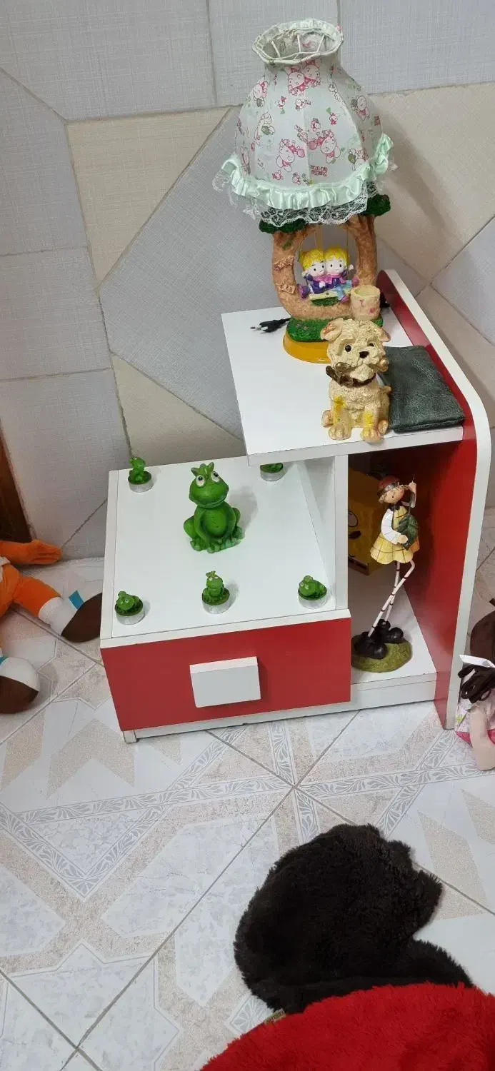 سرویس خواب دخترونه|تخت و سرویس خواب|پیر بکران, |دیوار