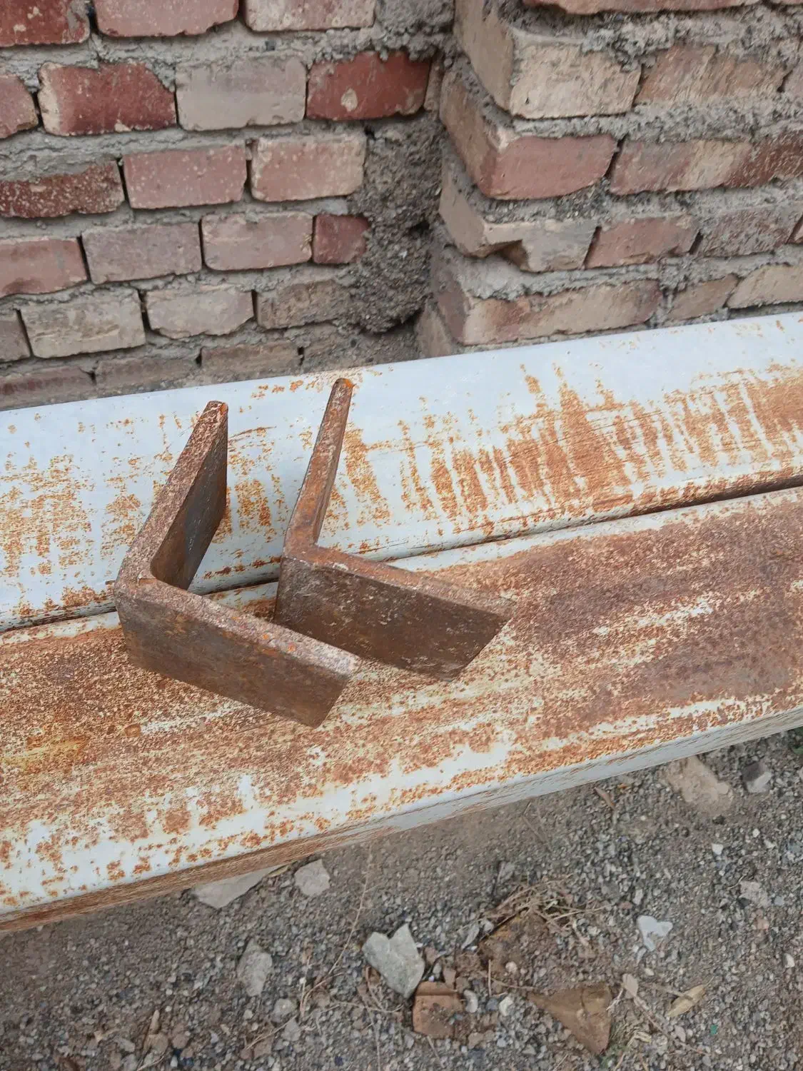 قوطی وتیراهن|خدمات پیشه و مهارت|مرند, |دیوار