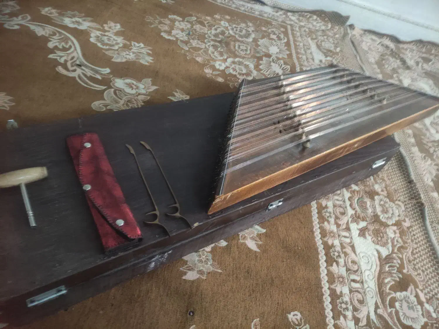 سنتور دست ساز یک مهر عندالله|سازهای سنتی|بروجرد, |دیوار