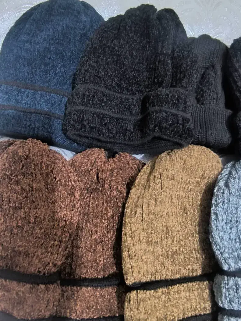 کلاه.|لباس|دهلران, |دیوار