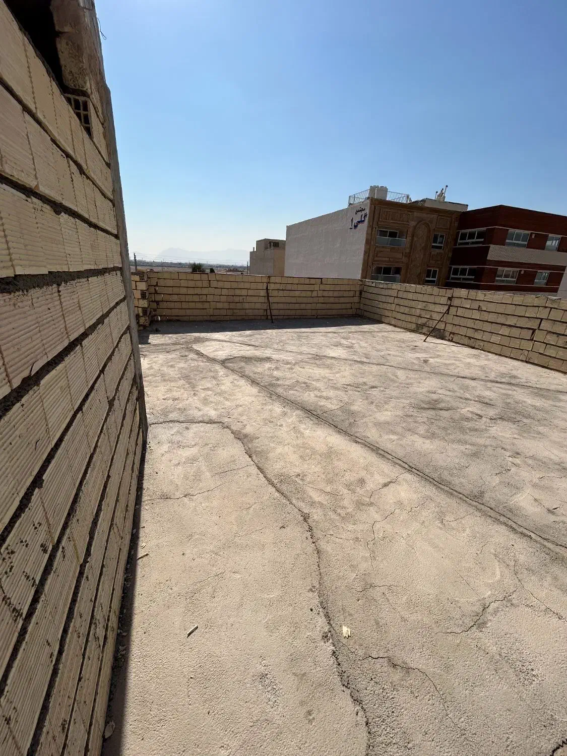 دو طبقه نصف کاره در هشت بهشت اول کار|فروش خانه و ویلا|شاهین‌شهر, شهرک هشت بهشت|دیوار