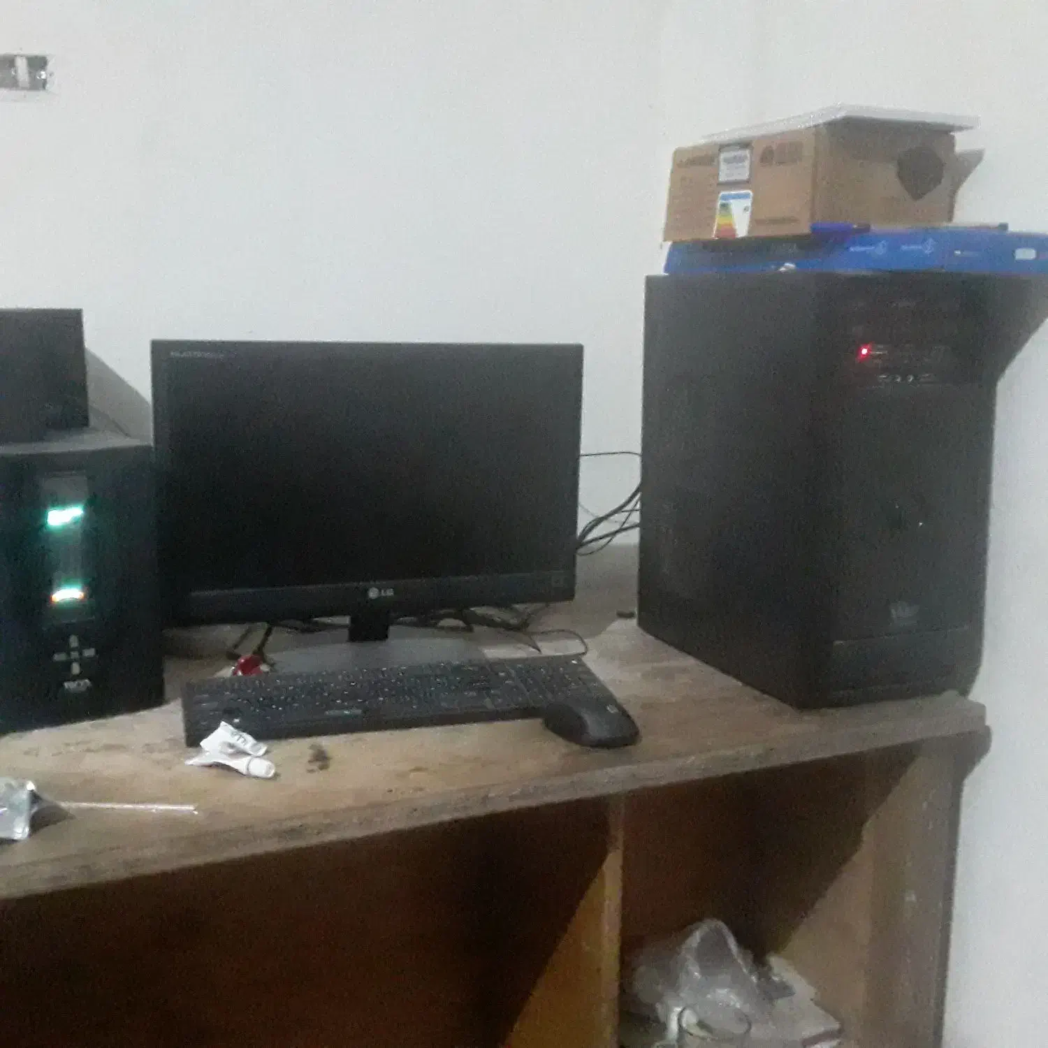 کامپیوتر|رایانه رومیزی|شیراز, شهدای شهرک سعدی|دیوار