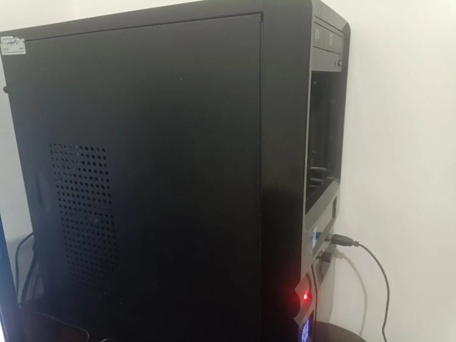 کامپیو تر|رایانه رومیزی|دهگلان, |دیوار