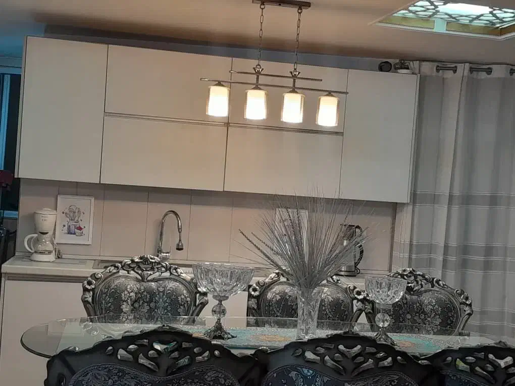 ۱۱۵ متر اپارتمان بلوار باهنر خیابان سپاه|اجارهٔ آپارتمان|ورامین, ورامین|دیوار