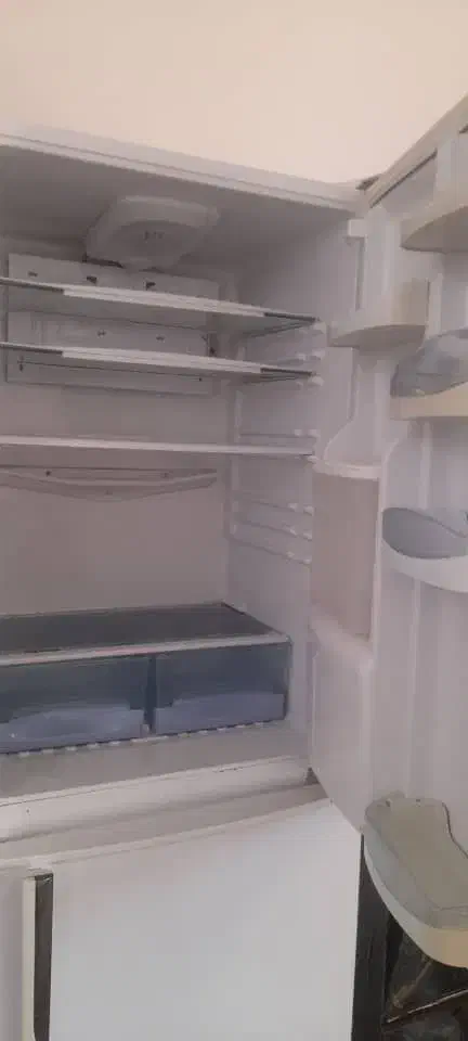 یخچال|یخچال و فریزر|حاجی آباد, |دیوار