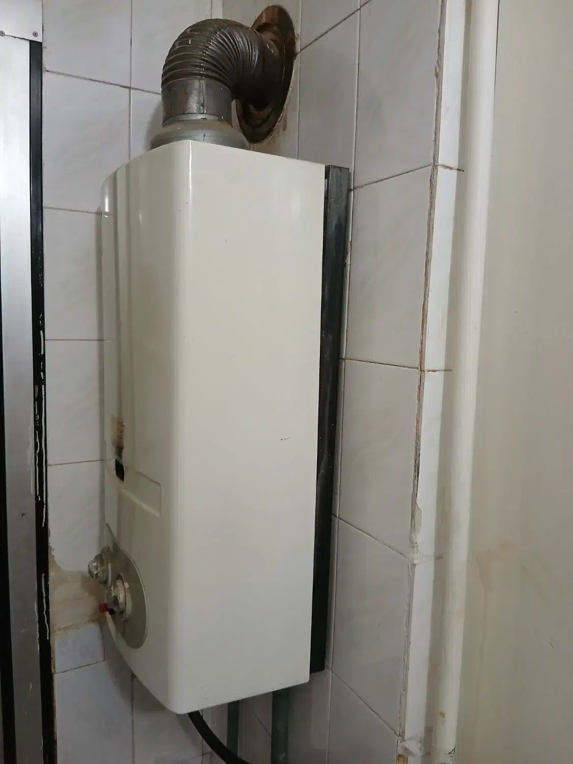 نصب وتعمیر ابگرمکن بخاری واجاق|خدمات پیشه و مهارت|خرم‌آباد, |دیوار