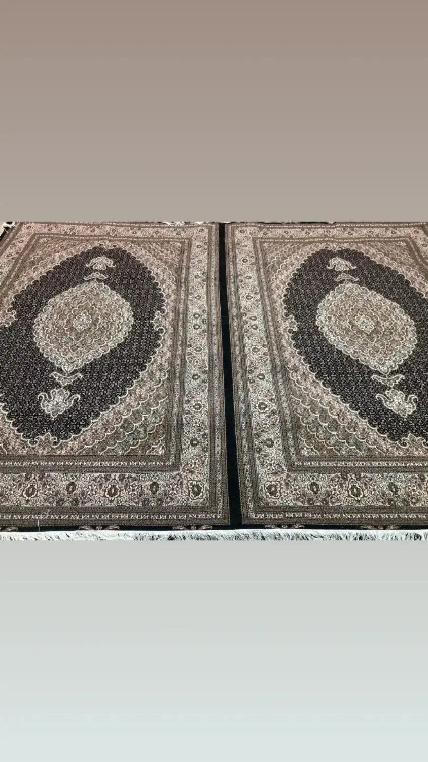 مشتری واقعی بزنگه ممنونم نونو هنوز پرداخت نشده|فرش|سرعین, |دیوار