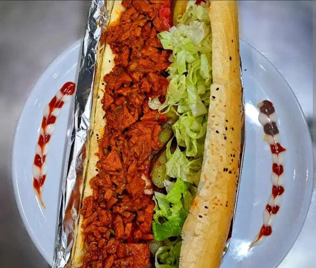 ساندویچ گرم و سرد ویژه کارگران (زمین پسته و زعفران|خوردنی و آشامیدنی|تربت‌حیدریه, بی بی حسنیه|دیوار