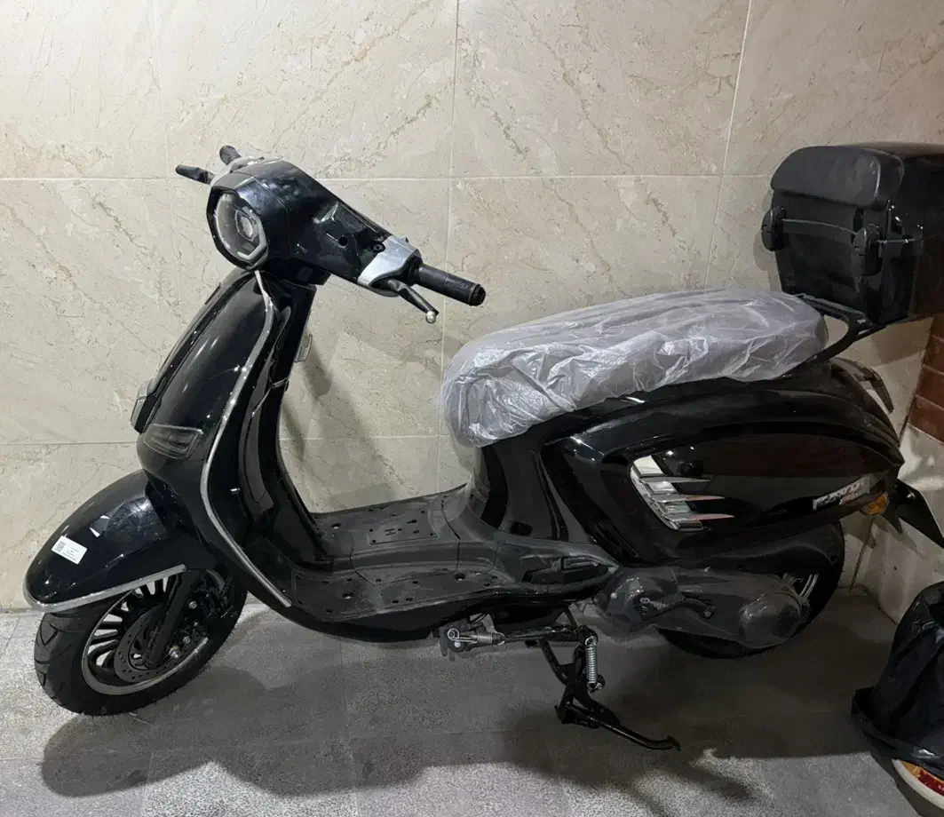 موتور کویر s5-150 صفر مشکی۴۰۳ با باکس و کلاه کاسکت|موتورسیکلت|شیراز, فرهنگ شهر|دیوار