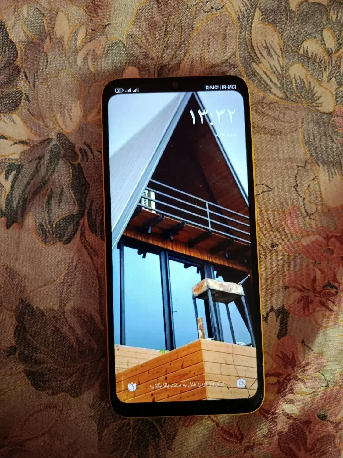 پوکو c40|موبایل|کاشان, میدان کهنه|دیوار