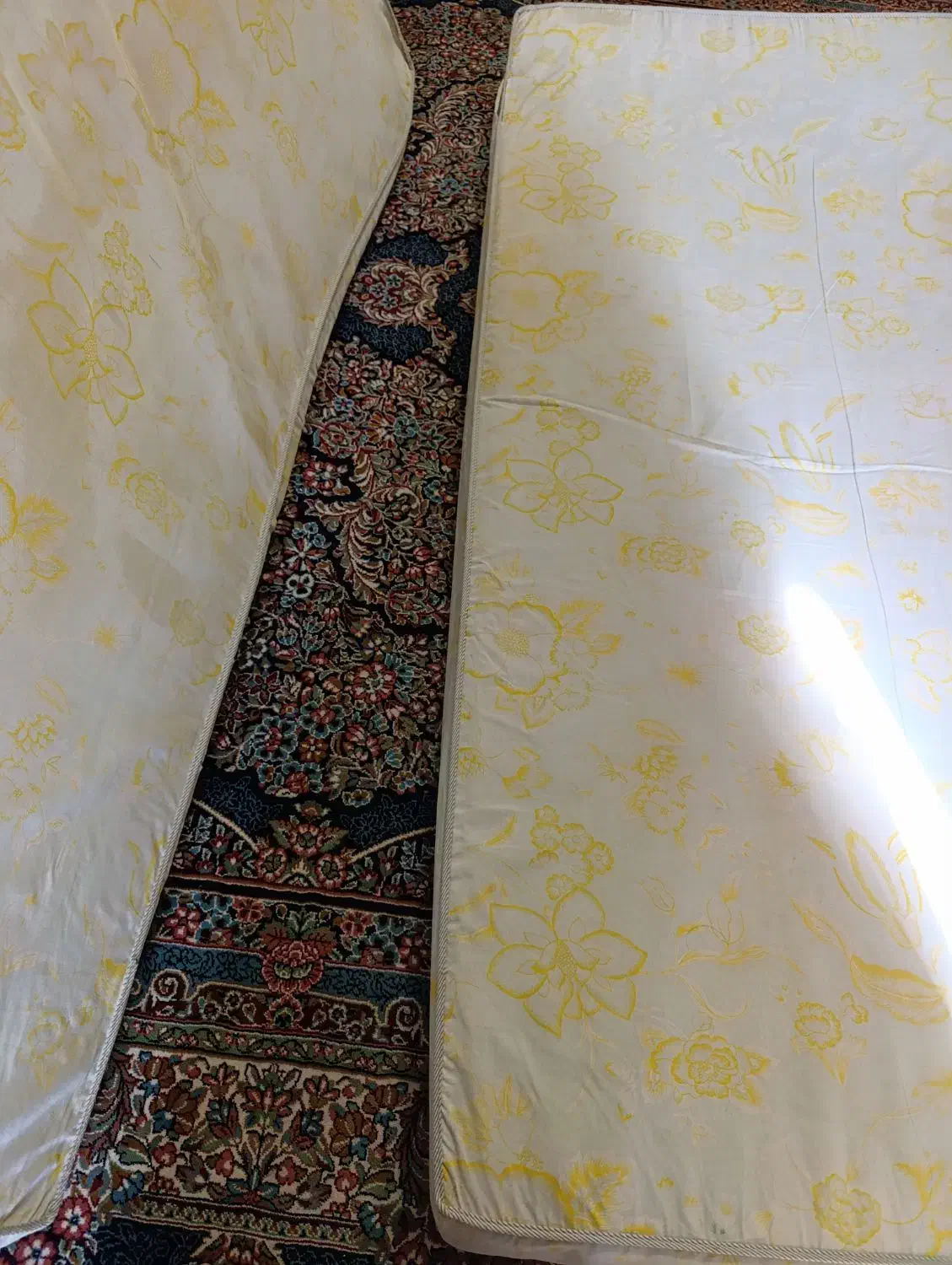 تشک تخت خوشخواب|تشک تختخواب|گلبهار, شهر جدید گلبهار|دیوار