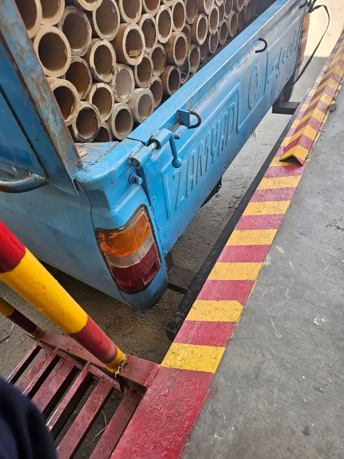 کارگراقا ساده روزی ۹۰۰تومن مزد تا ۵۰ سال سن|استخدام صنعتی، فنی، مهندسی|گلبهار, شهر جدید گلبهار|دیوار