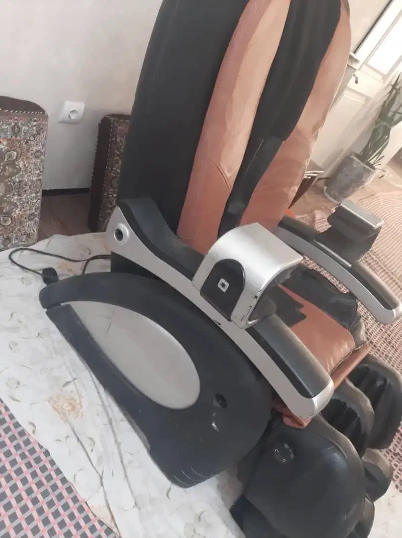 صندلی ماساژور معاوضه با گوشی و موتور|مبلمان خانگی و میز عسلی|قم, باجک دو|دیوار