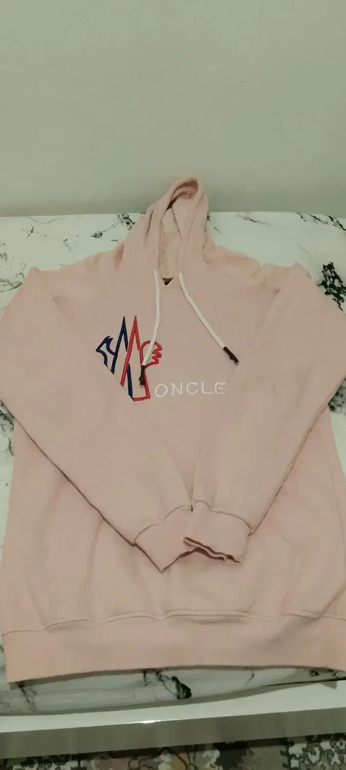 هودی|لباس|رشت, حمیدیان|دیوار