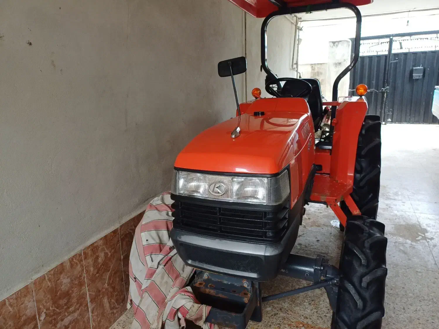 تراکتور ۳۴۰۸ کوبوتا|خودرو سنگین|قائم‌شهر, |دیوار