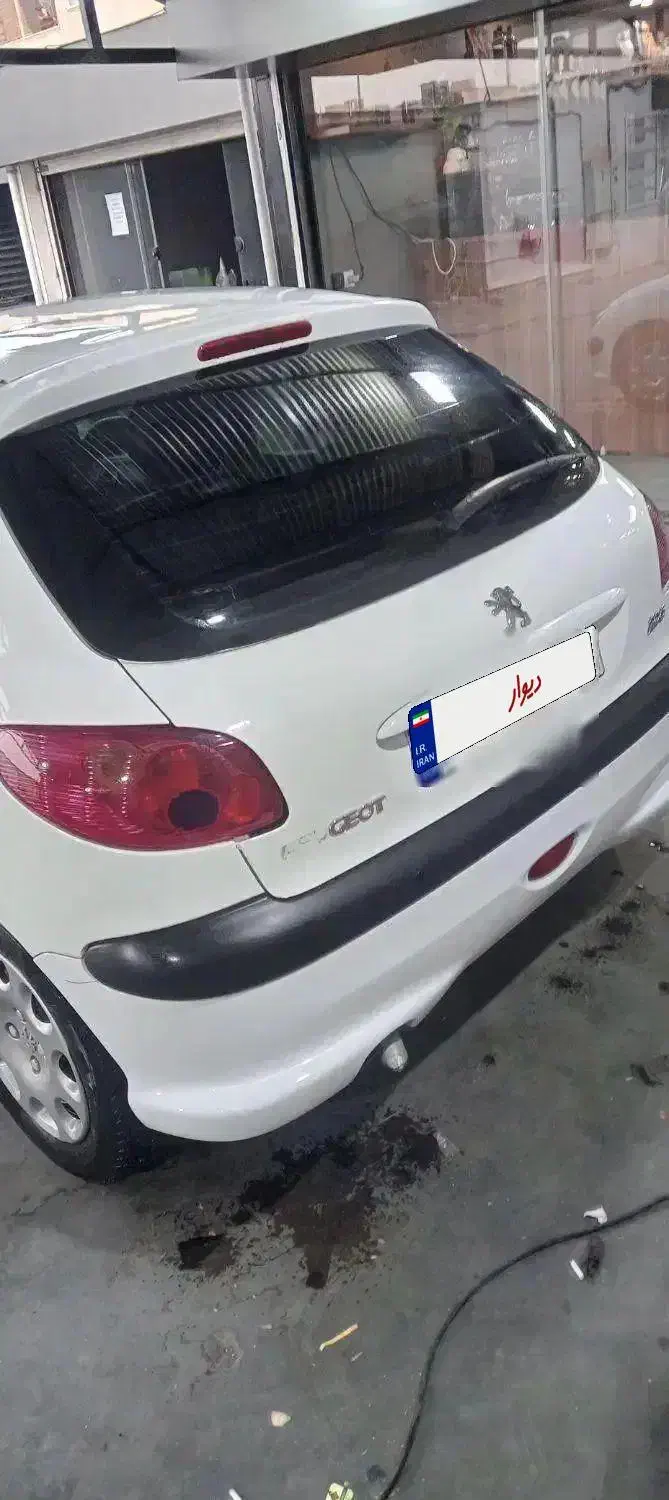 ۲۰۶ مدل ۸۱|خودرو سواری و وانت|پرند, فاز ۶|دیوار