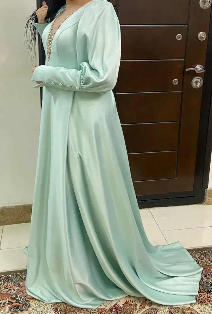 لباس مجلسی|لباس|بابل, |دیوار