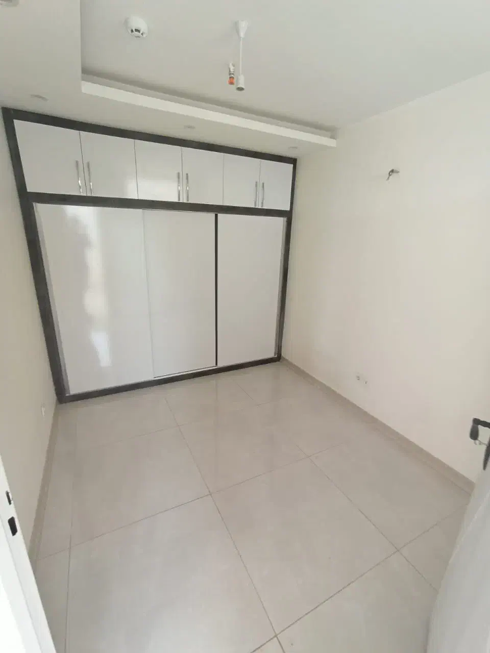 با یک میلیاردونیم مالک واحد شوید مابقی را ۱۸ ماهه|فروش آپارتمان|شاهینشهر, شهرک هشت بهشت|دیوار