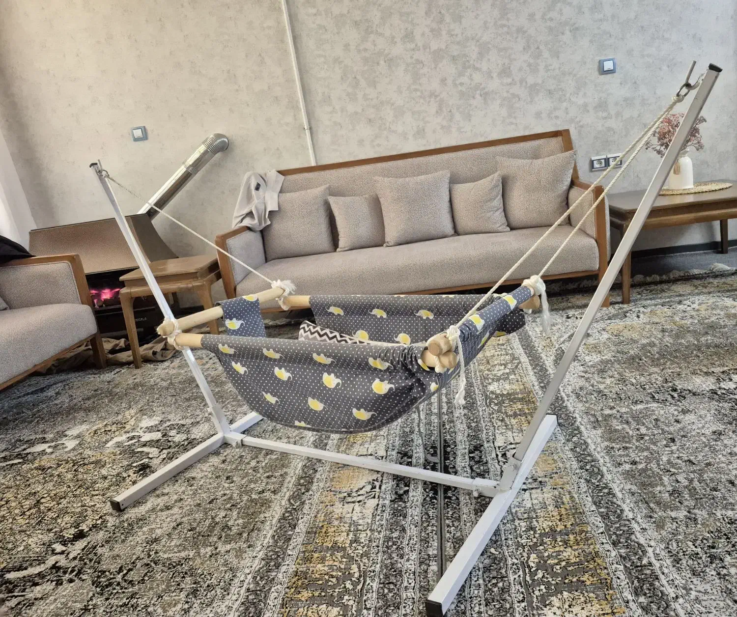 گهواره سنتی نی نی لای لای|تخت و صندلی بچه|یاسوج, |دیوار