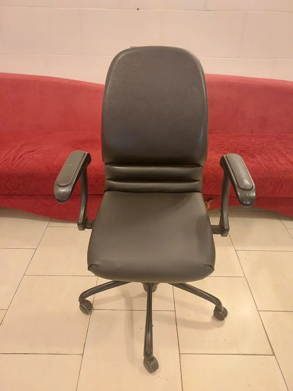 صندلی جکدار مارک شرکتی نیلپر|صندلی و نیمکت|ارومیه, |دیوار