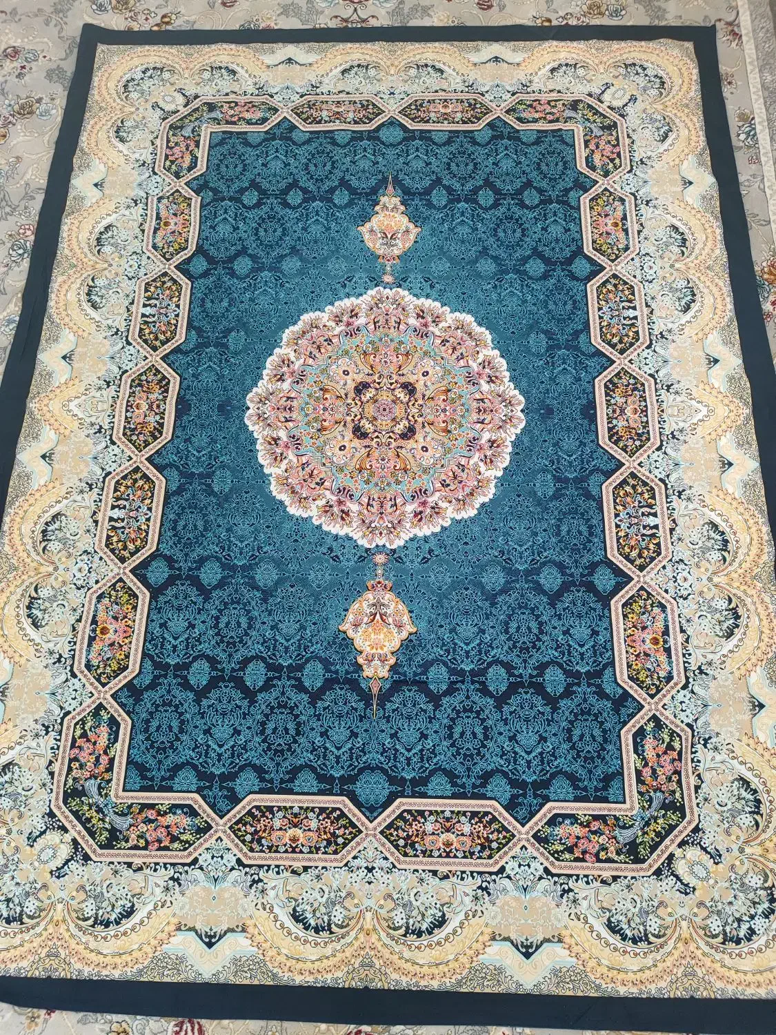زیر سفره|روفرشی|بروجرد, |دیوار