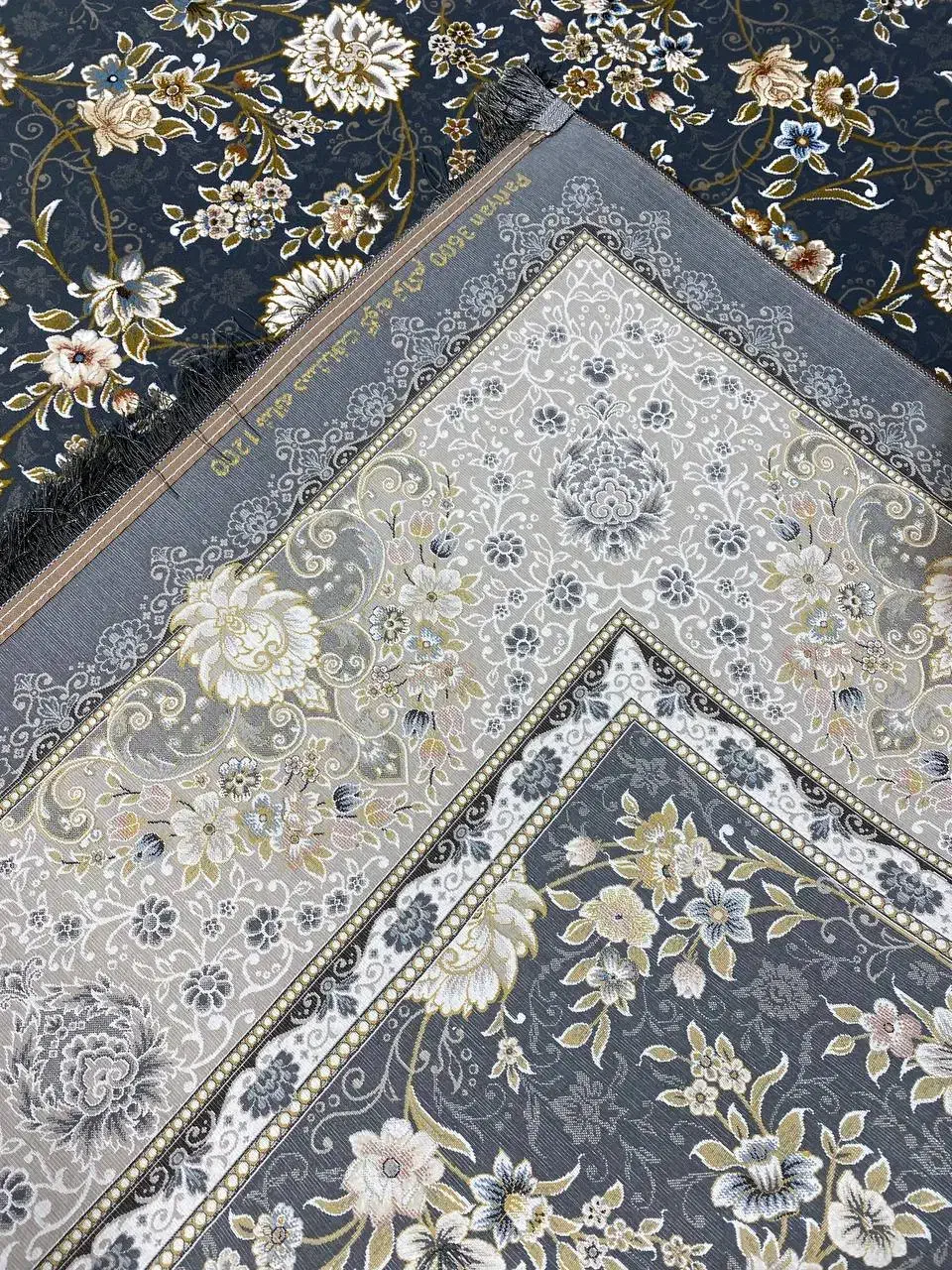 فرش ۱۲۰۰ شانه / طرح ملک|فرش|آران و بیدگل, |دیوار