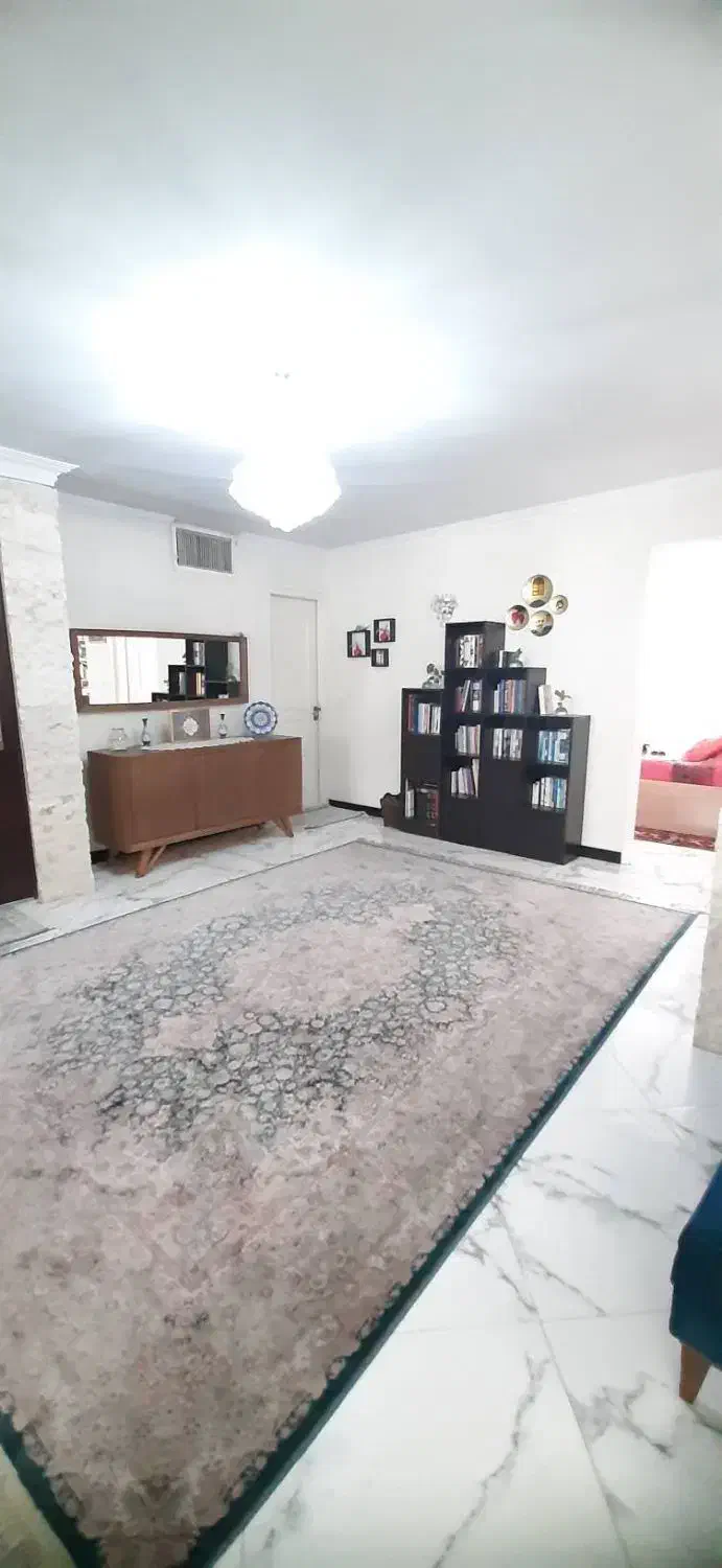 آپارتمان 100 متری دو خواب باپارکینگ رهن کامل