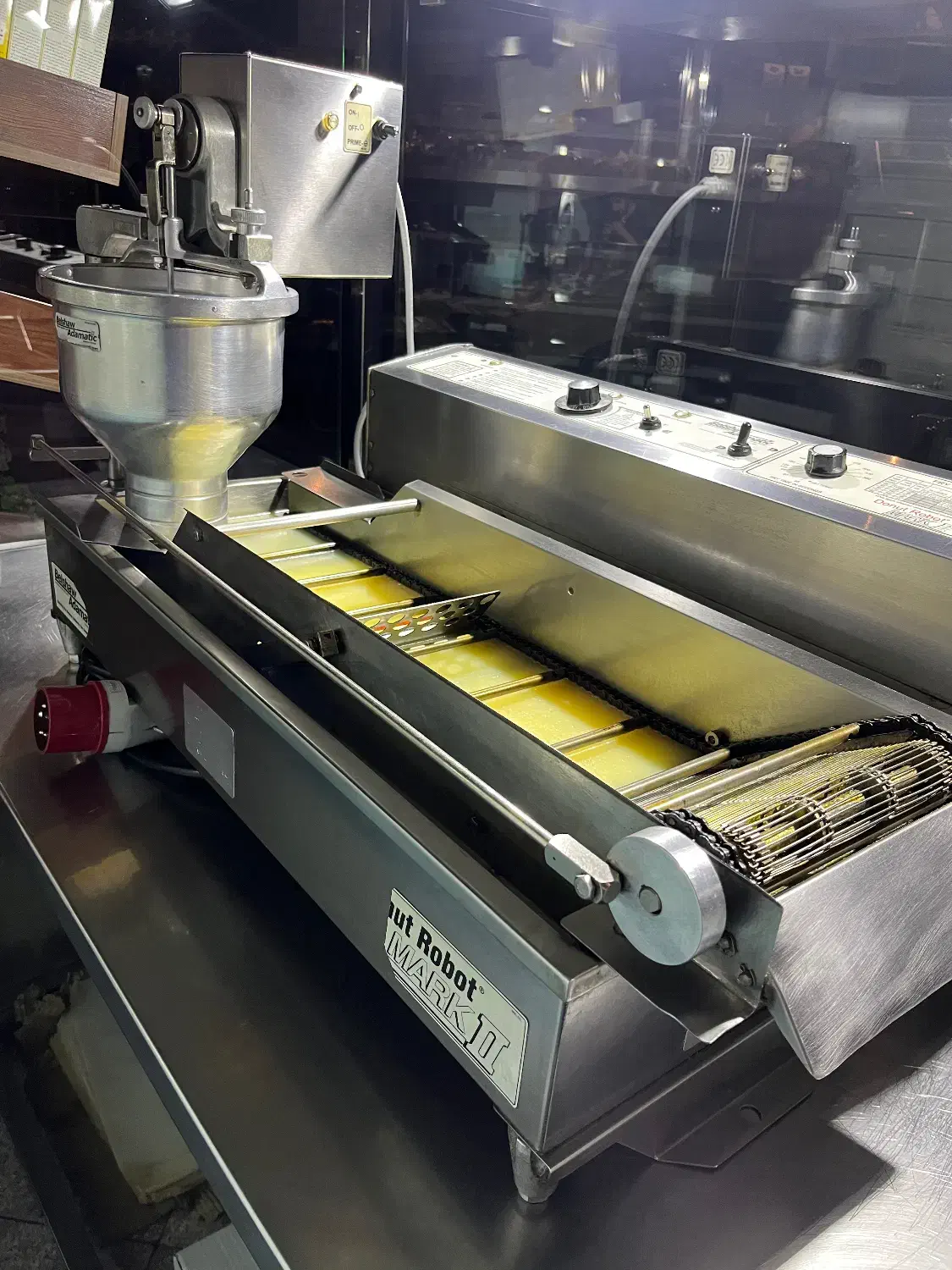 دستگاه پخت و پز کیک دونات بلشاو آمریکا در حد نو|فروشگاه و مغازه|تهران, سازمان برنامه شمالی|دیوار