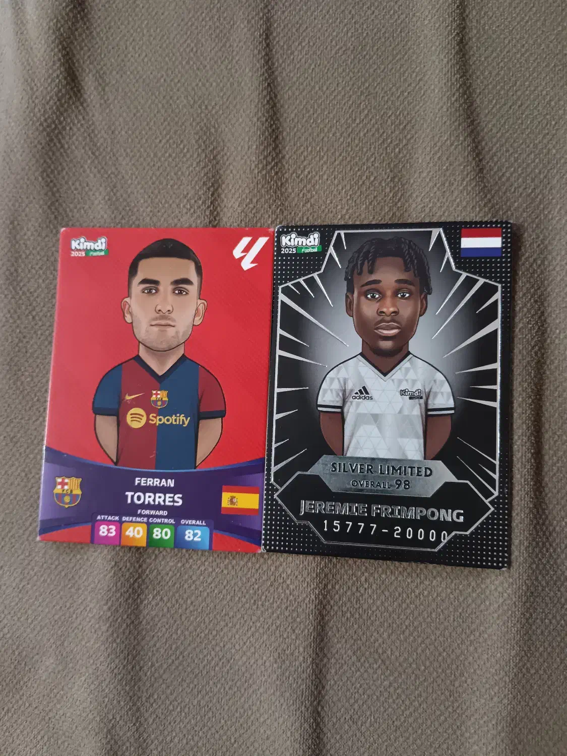 کیمدی|اسباب‌‌بازی|نیشابور, میدان حافظ|دیوار