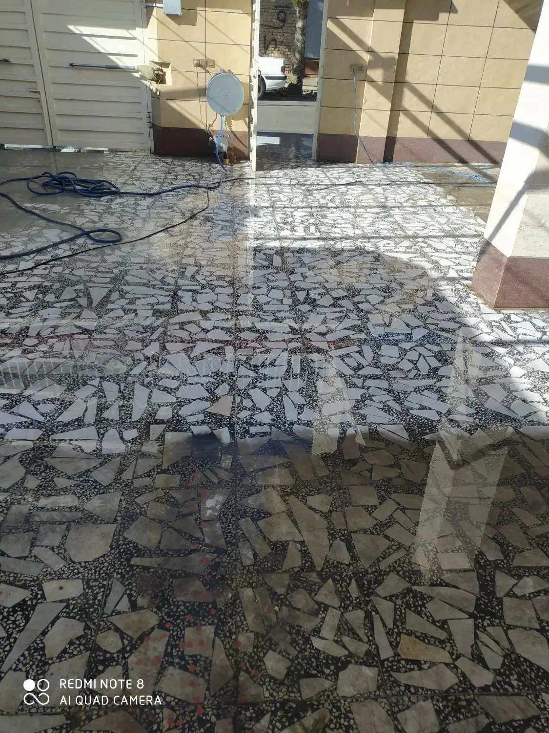 کفسابی موزاییک وسنگ وسیمان وسرامیک|خدمات نظافت|گنبد کاووس, |دیوار