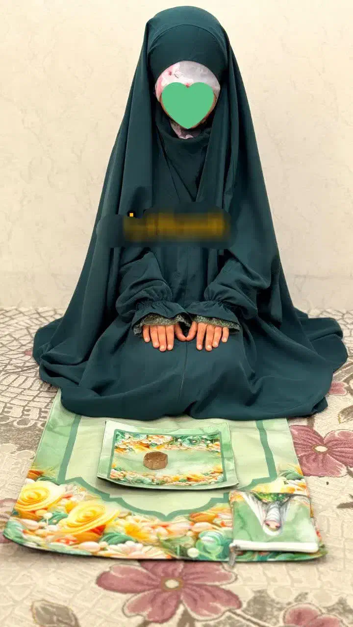 پک عبادت،جشن تکلیف|لباس|بوشهر, |دیوار