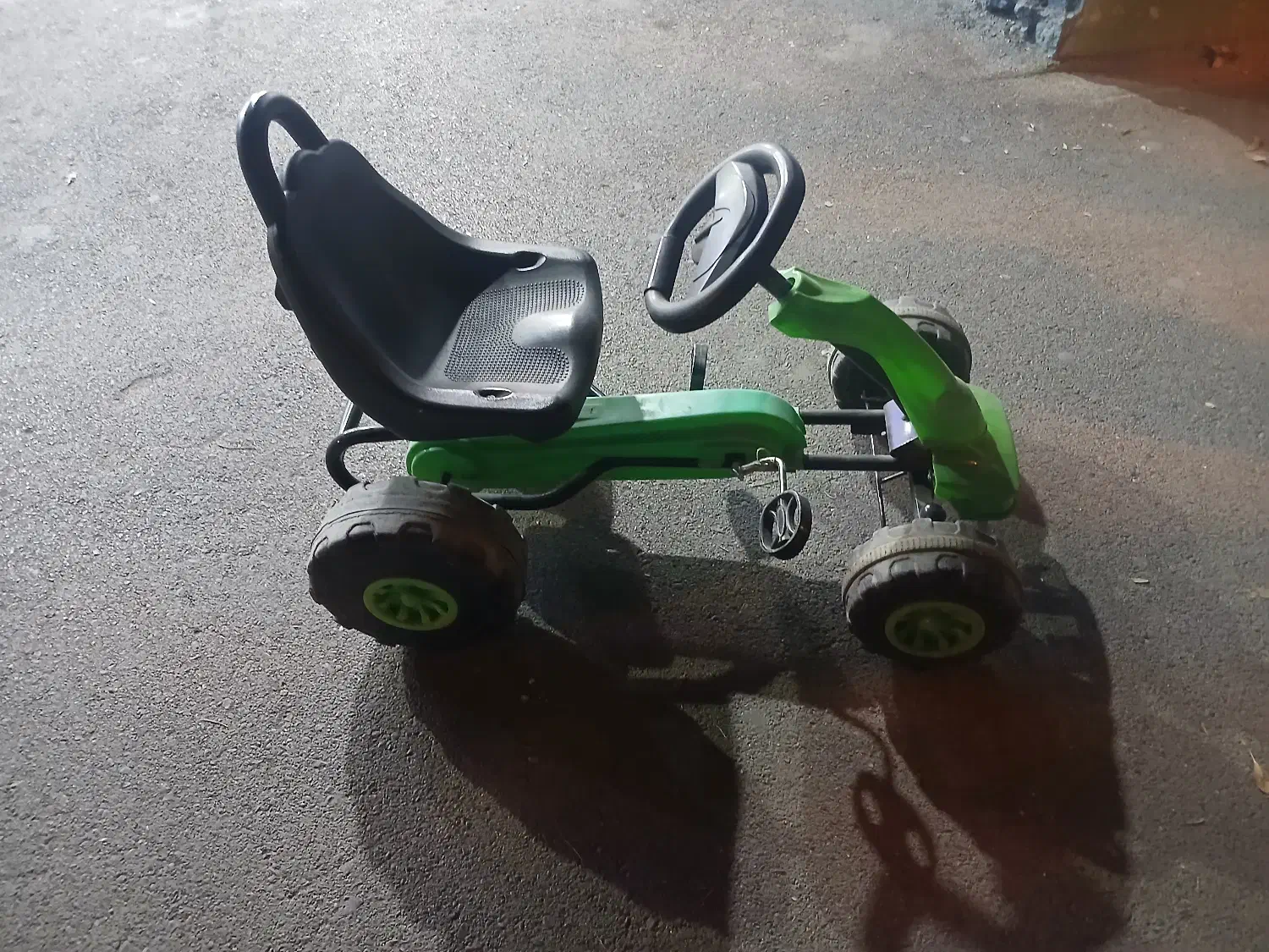 چهار چرخ|اسباببازی بچه|محمدیه-قزوین, |دیوار