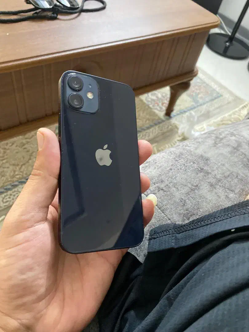 ایفون ۱۲ مینی تمیز|موبایل|شاهین‌شهر, دهخدا|دیوار