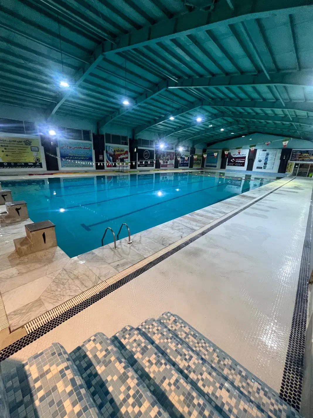 استخدام تاسیسات با منزل سرایداری در استخر دولتی|استخدام سرایداری و نظافت|آمل, |دیوار