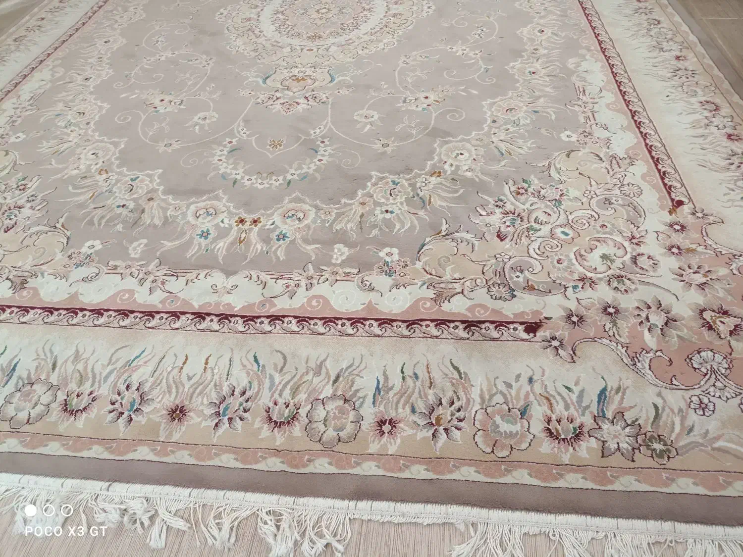 دو تخته فرش ۹ متری تمیز|فرش|شاهینشهر, فدک|دیوار