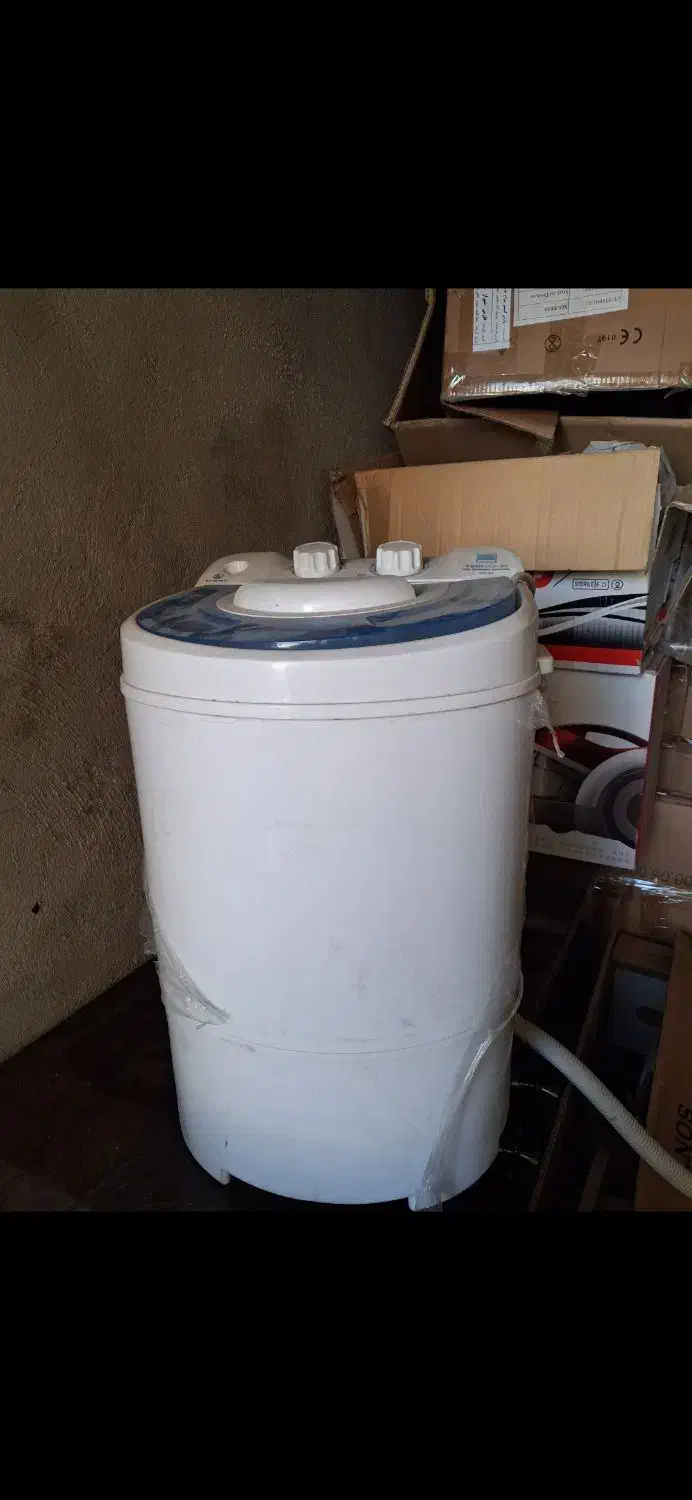 کهنه شور|ماشین لباسشویی و خشک‌کن لباس|شیراز, قدوسی شرقی|دیوار