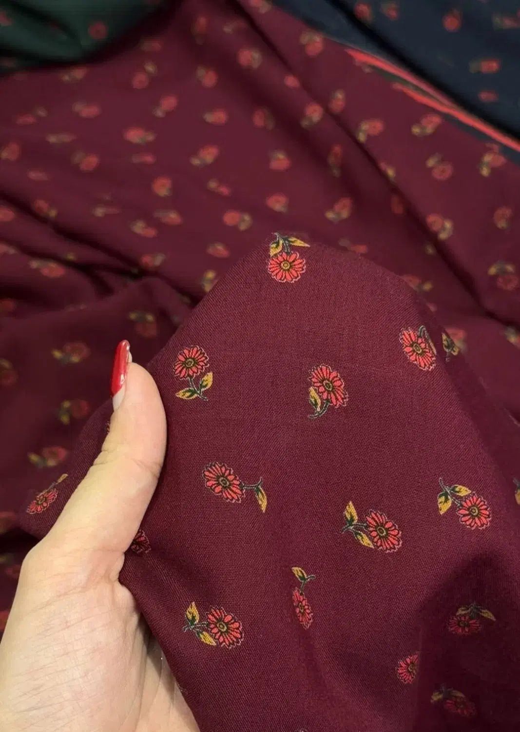 پارچه های نخی وکرپ پفکی|لباس|محمدشهر, ولدآباد|دیوار