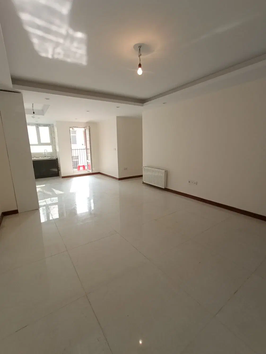 فاطمی ۸۰ متر نوساز آفتابگیر