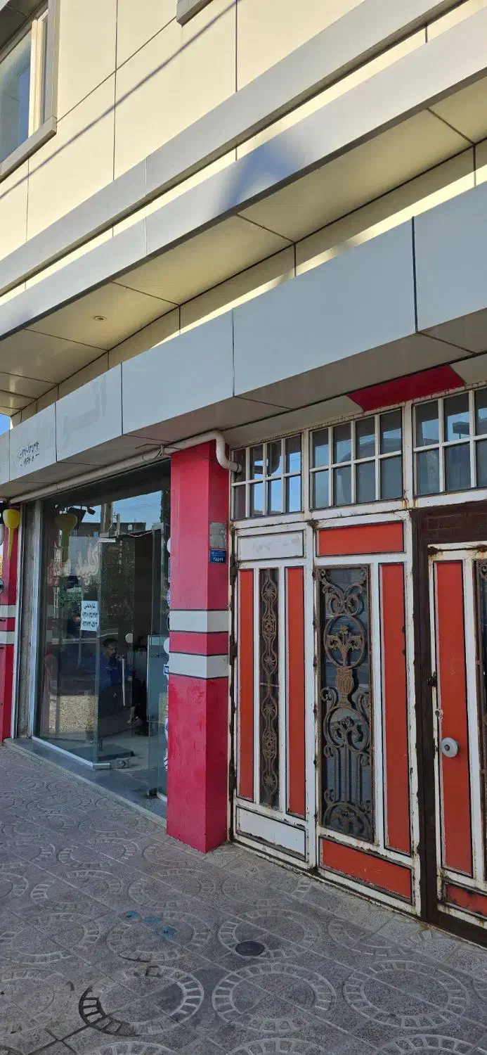 مغازه اجاره ای موقعیت عالی|اجارهٔ مغازه و غرفه|قروه, |دیوار